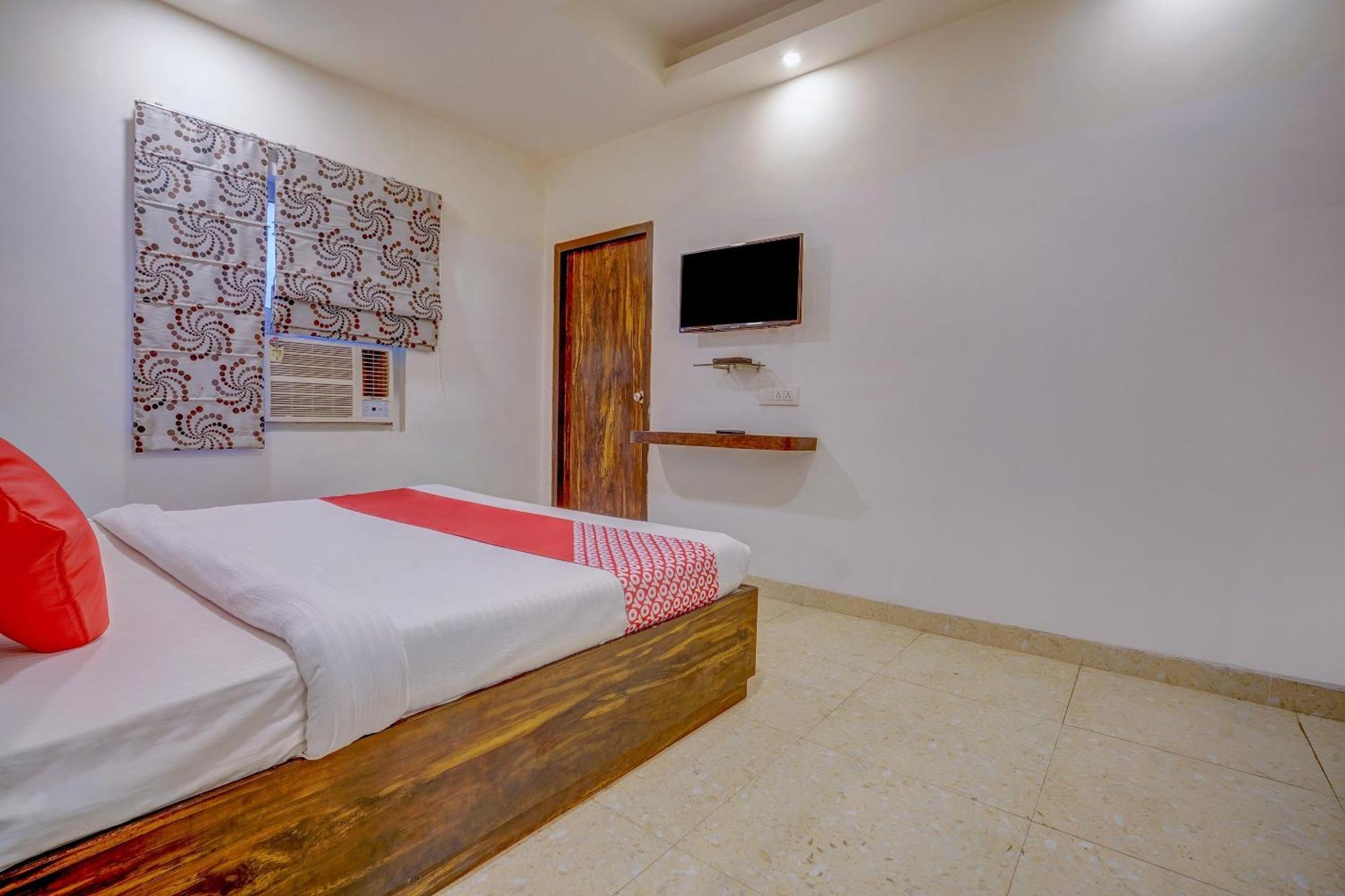FabExpress Travellers Inn Lucknow Extérieur photo